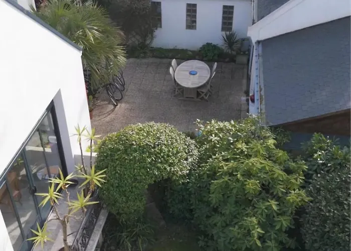 Le Petit Ecrin, Etonnante A 80 M De La Bed & Breakfast Le Pouliguen